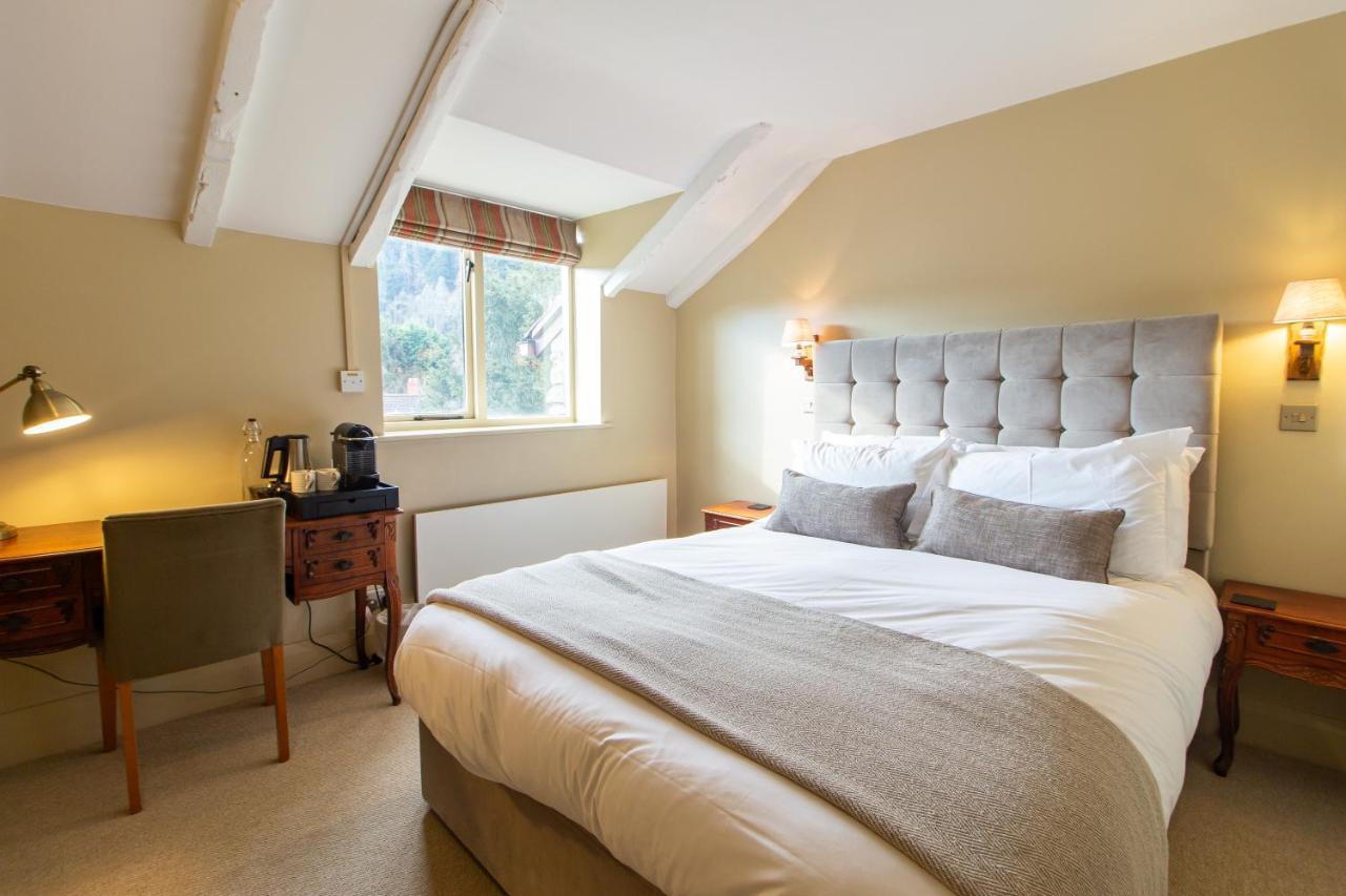 Parva Farmhouse Riverside Guesthouse Tintern Exteriör bild